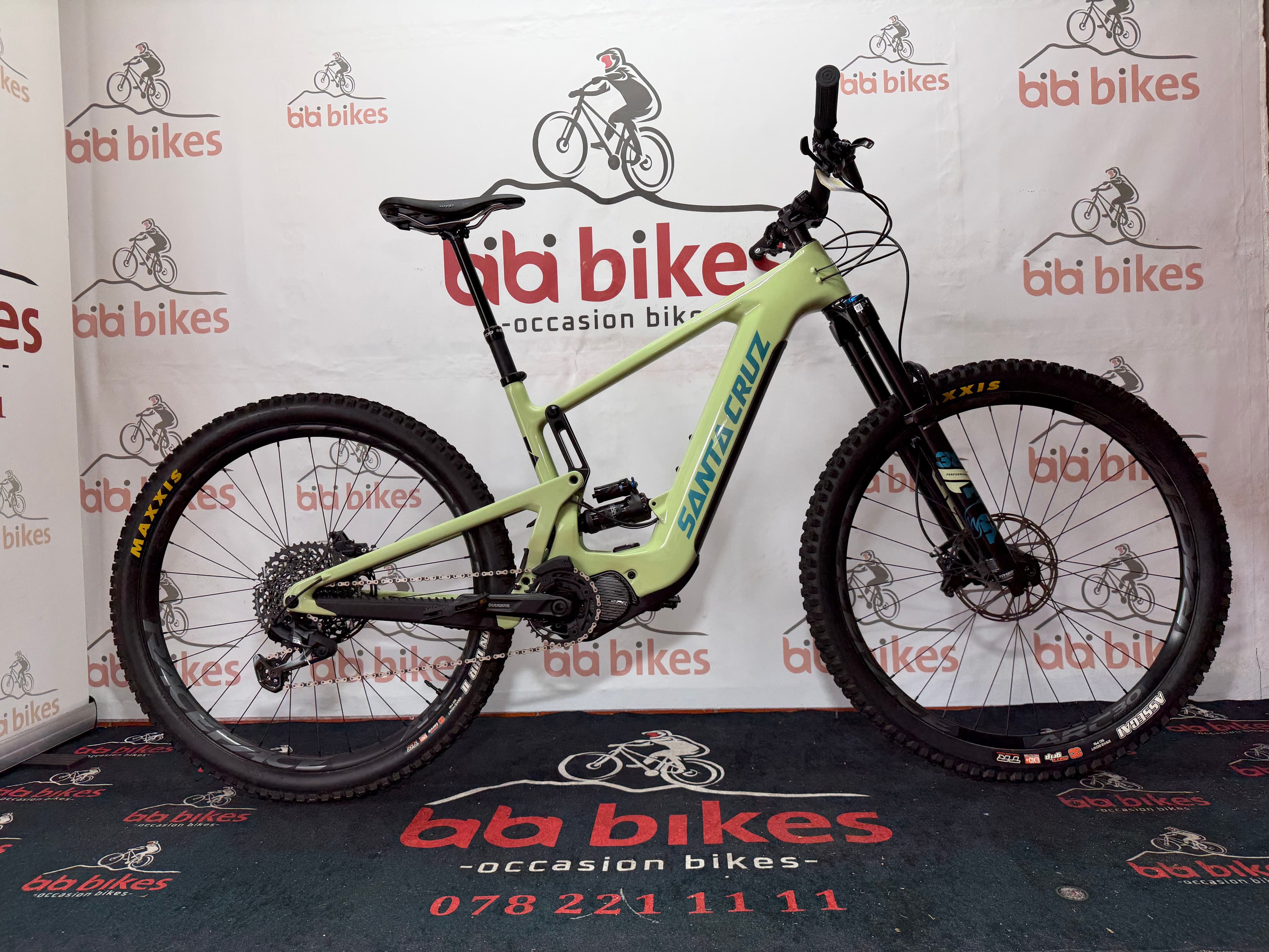 CARBON! NEUWERTIG! Santa Cruz Hecler C , 720WH, GARANTIE!